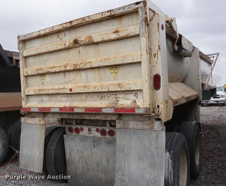image for item DE3105 2013 Western 26QF end dump trailer
