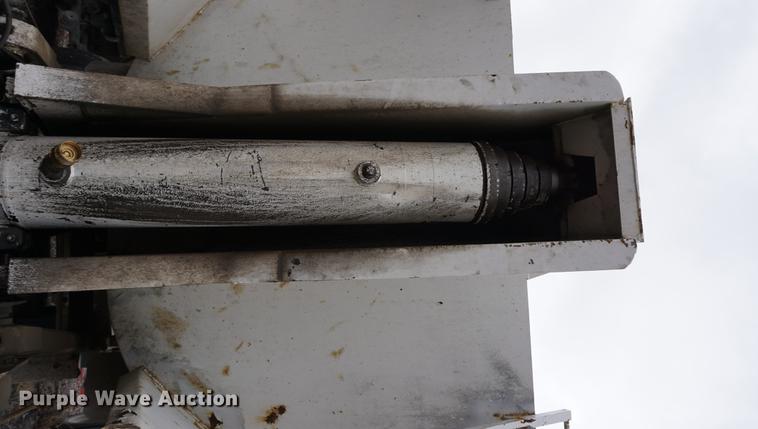 image for item DE3105 2013 Western 26QF end dump trailer