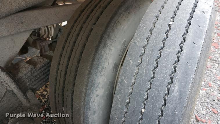 image for item DE3105 2013 Western 26QF end dump trailer