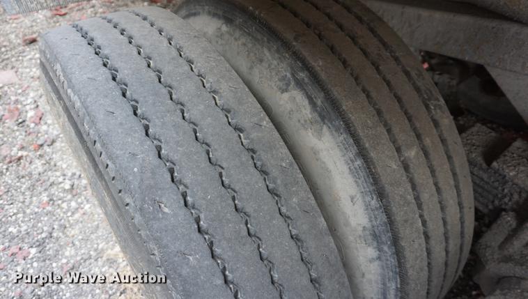 image for item DE3105 2013 Western 26QF end dump trailer