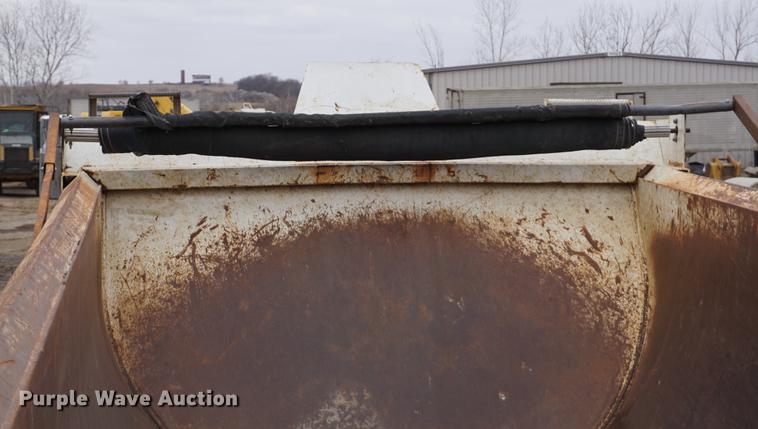 image for item DE3105 2013 Western 26QF end dump trailer