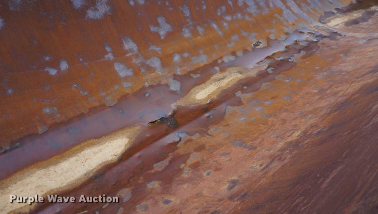 image for item DE3106 2002 Clement RKHL2827A end dump trailer