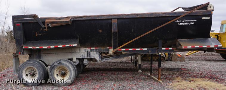 image for item DE3107 2000 Clement RKHS2025 end dump trailer