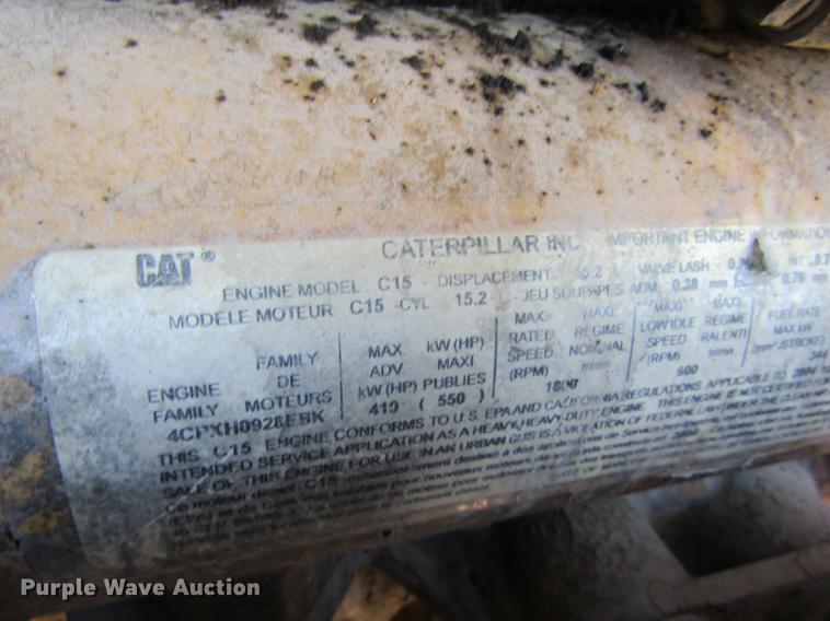 image for item DE6613 2005 Kenworth T600 semi truck