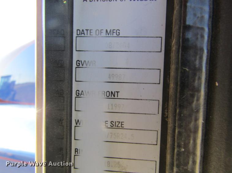 image for item DE6613 2005 Kenworth T600 semi truck