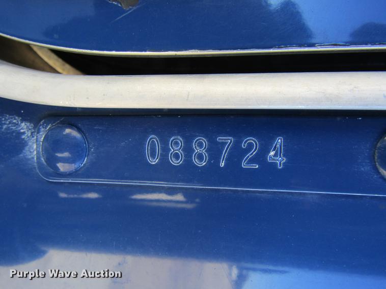 image for item DE6613 2005 Kenworth T600 semi truck