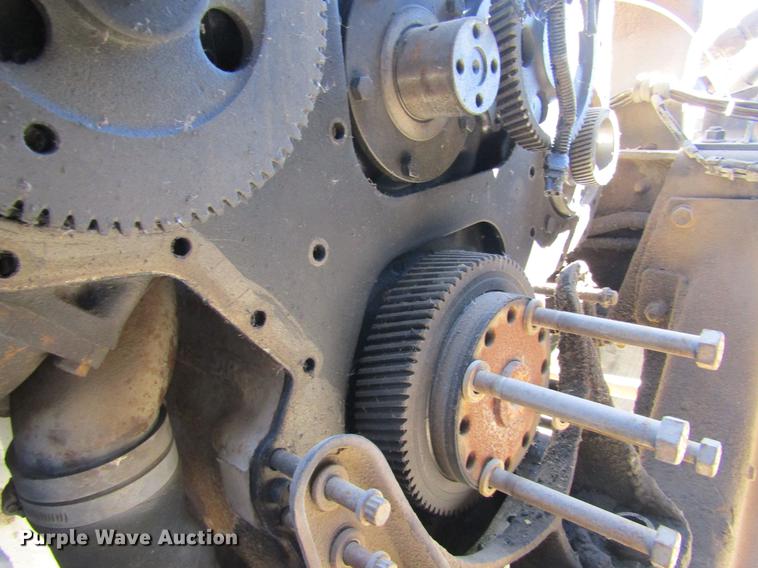 image for item DE6631 1995 International 9400 truck cab and chassis