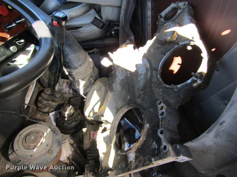 image for item DE6631 1995 International 9400 truck cab and chassis