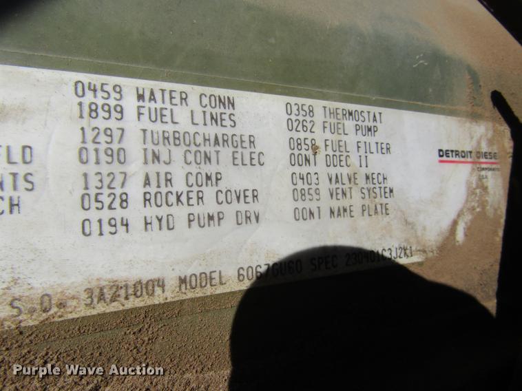 image for item DE6632 1991 Kenworth T600 truck cab and chassis