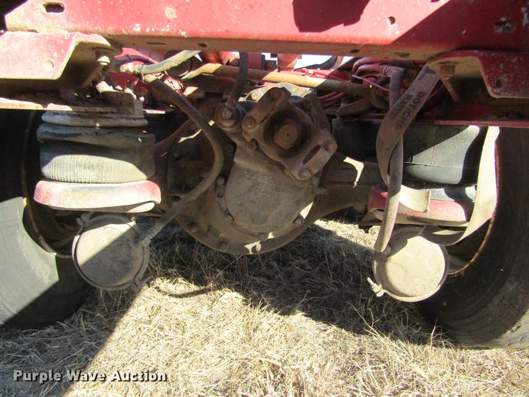 image for item DE6632 1991 Kenworth T600 truck cab and chassis