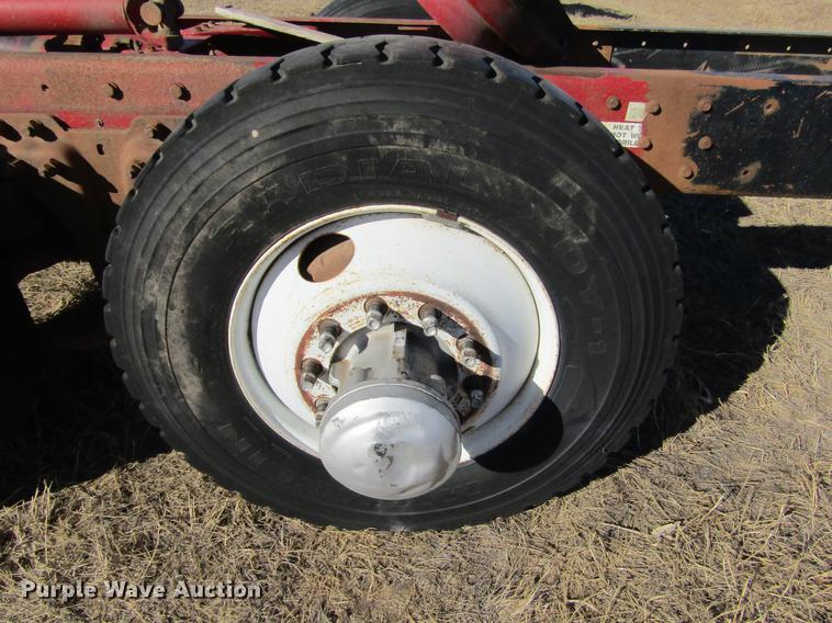 image for item DE6632 1991 Kenworth T600 truck cab and chassis