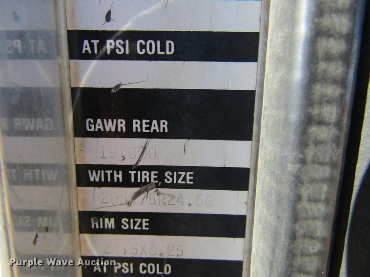 image for item DE6632 1991 Kenworth T600 truck cab and chassis