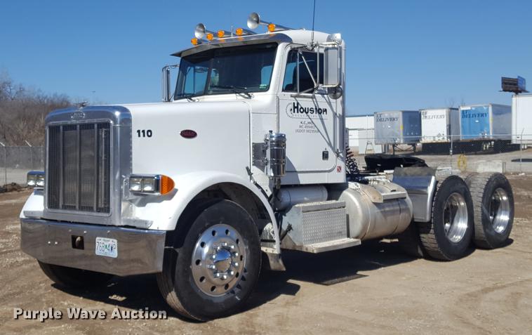 image for item DF3536 1996 Peterbilt 379 semi truck