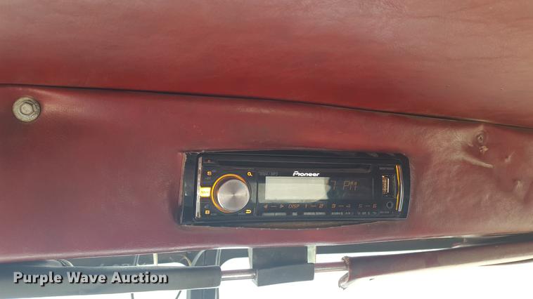 image for item DF3536 1996 Peterbilt 379 semi truck