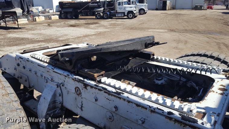 image for item DF3536 1996 Peterbilt 379 semi truck