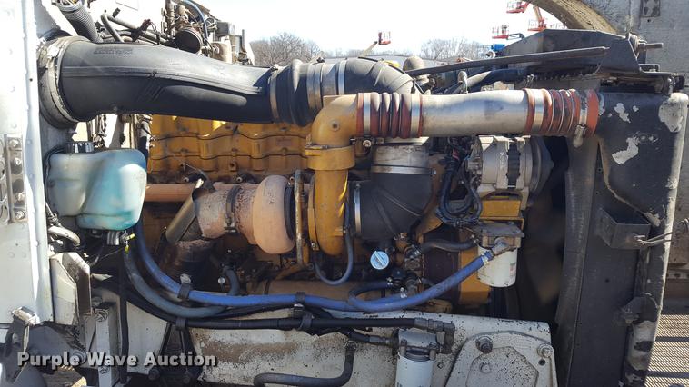 image for item DF3536 1996 Peterbilt 379 semi truck