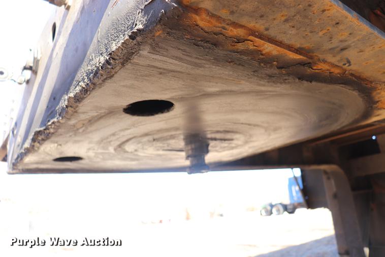 image for item EC9403 2008 Fontaine 1DFT-8-8048WSAWK drop deck trailer