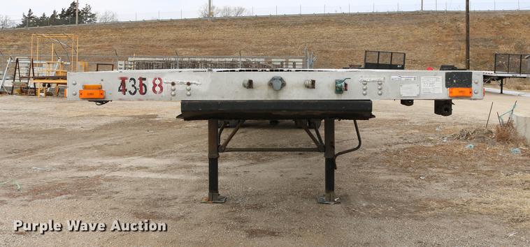image for item EH9722 1998 Transcraft Eagle W248X102 flatbed trailer
