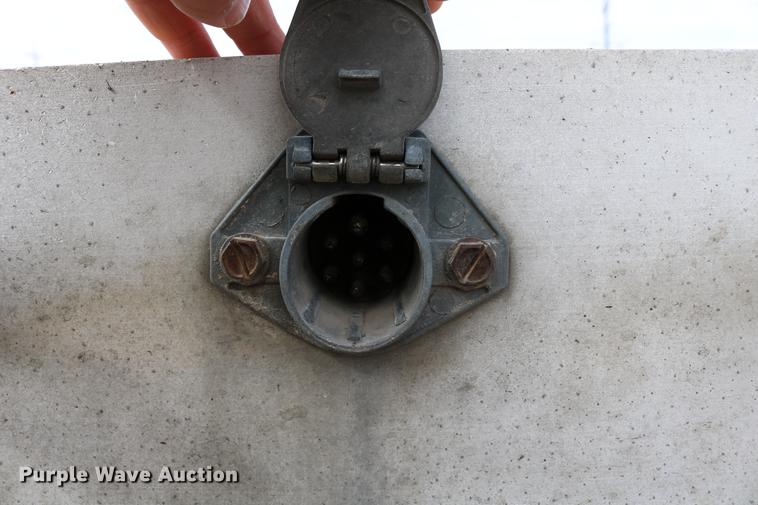 image for item EH9722 1998 Transcraft Eagle W248X102 flatbed trailer