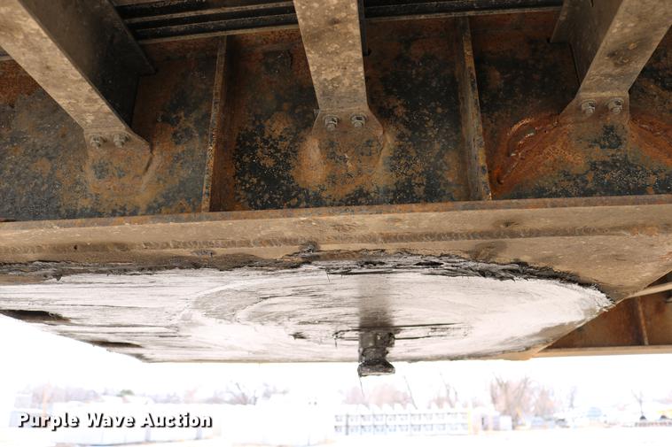 image for item EH9722 1998 Transcraft Eagle W248X102 flatbed trailer