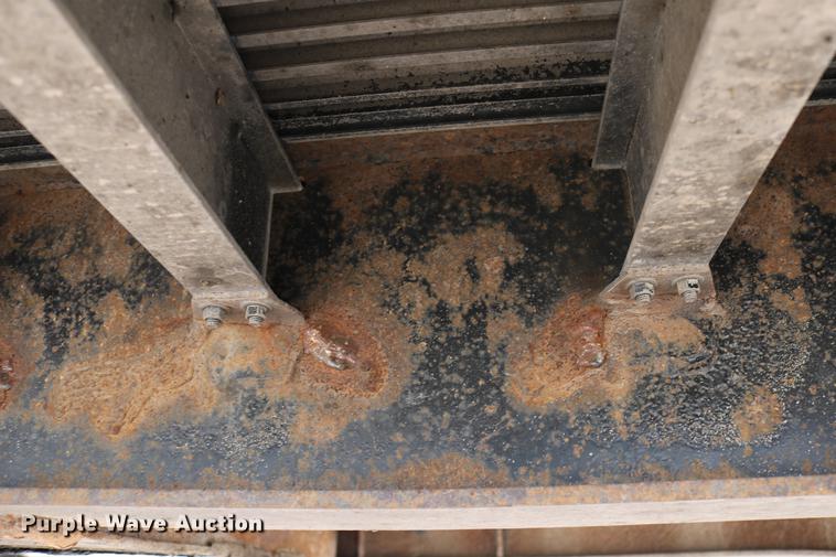 image for item EH9722 1998 Transcraft Eagle W248X102 flatbed trailer