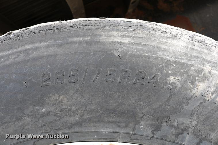 image for item EH9722 1998 Transcraft Eagle W248X102 flatbed trailer