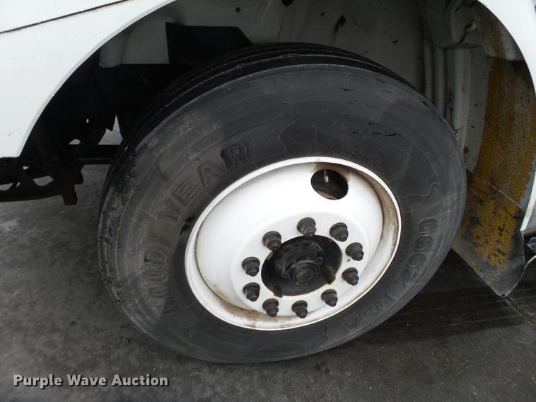 image for item EI9546 2011 International TranStar 8600 semi truck