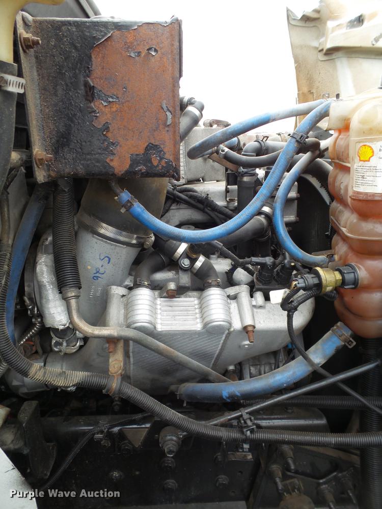 image for item EI9546 2011 International TranStar 8600 semi truck