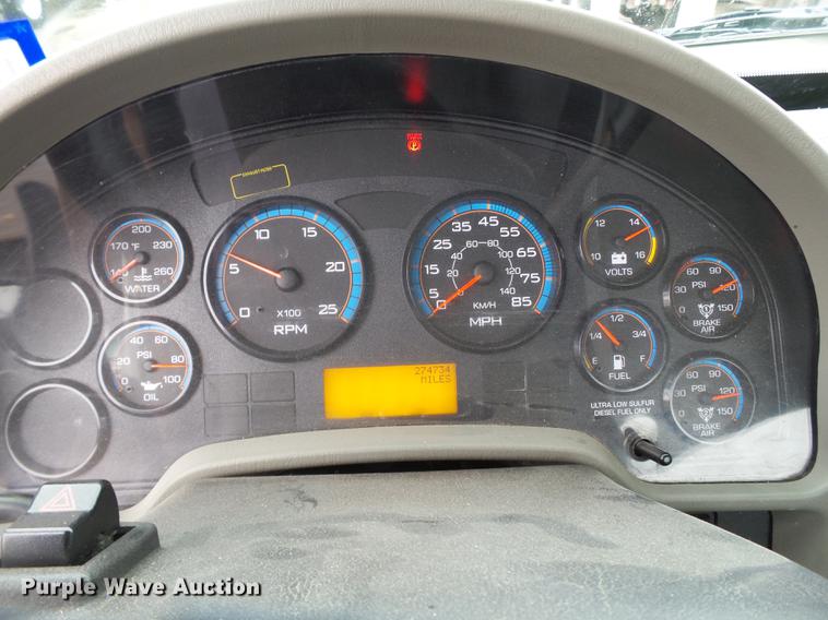 image for item EI9546 2011 International TranStar 8600 semi truck