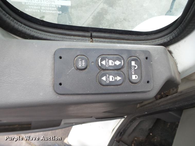 image for item EI9546 2011 International TranStar 8600 semi truck