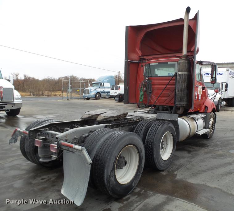 image for item EI9547 2013 International ProStar semi truck