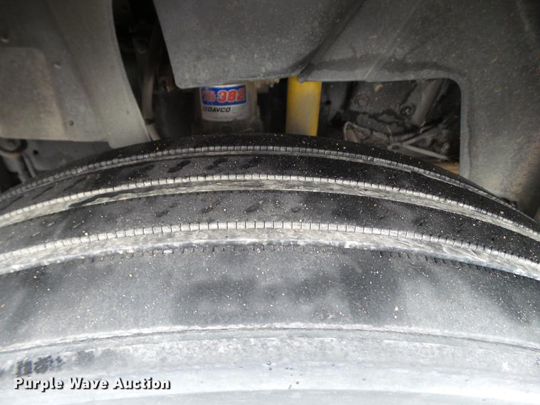 image for item EI9547 2013 International ProStar semi truck