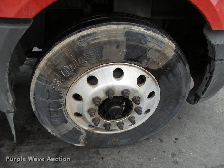 image for item EI9547 2013 International ProStar semi truck