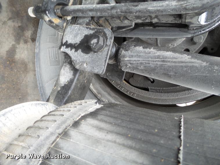 image for item EI9547 2013 International ProStar semi truck