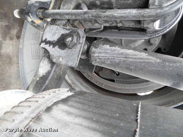 image for item EI9547 2013 International ProStar semi truck