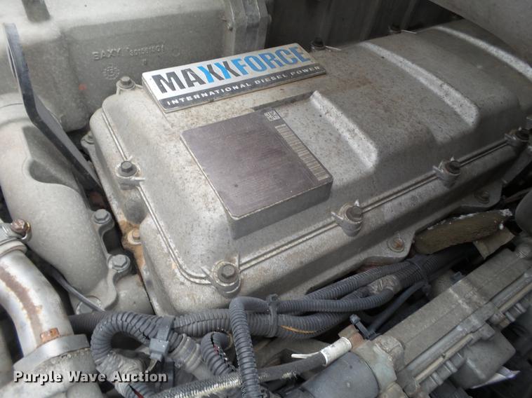 image for item EI9547 2013 International ProStar semi truck