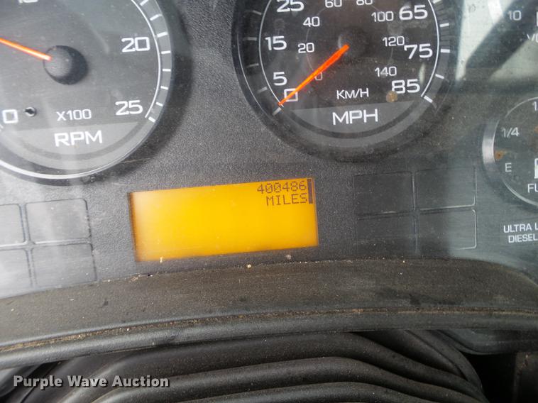 image for item EI9547 2013 International ProStar semi truck