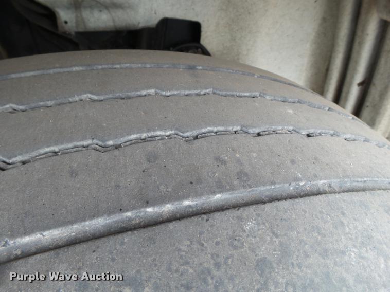 image for item EI9548 2011 International TranStar 8600 semi truck