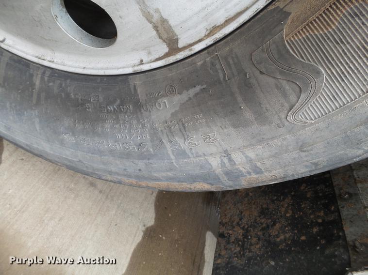 image for item EI9548 2011 International TranStar 8600 semi truck