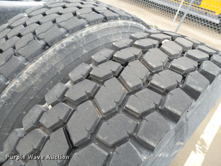 image for item EI9548 2011 International TranStar 8600 semi truck