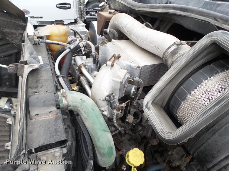 image for item EI9548 2011 International TranStar 8600 semi truck