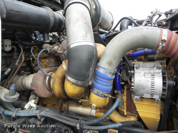 image for item EI9769 2006 Kenworth T600 semi truck