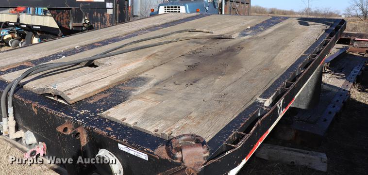 image for item EJ9781 1998 Landoll Easy Hooker lowboy equipment trailer