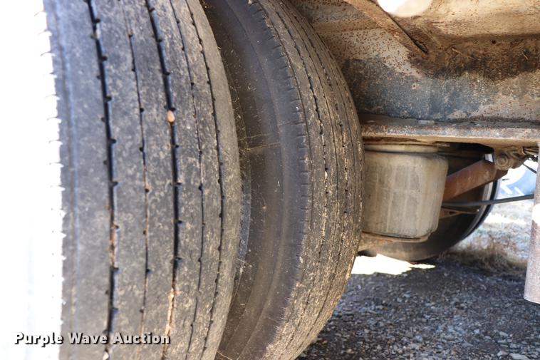 image for item EJ9781 1998 Landoll Easy Hooker lowboy equipment trailer