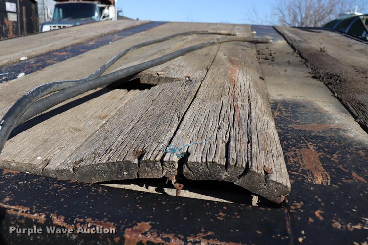 image for item EJ9781 1998 Landoll Easy Hooker lowboy equipment trailer