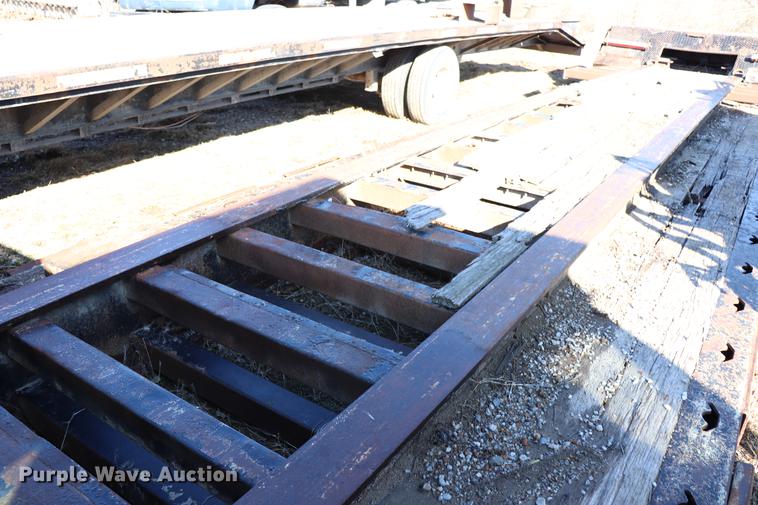 image for item EJ9781 1998 Landoll Easy Hooker lowboy equipment trailer