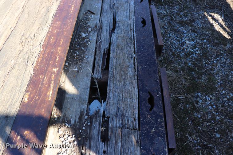 image for item EJ9781 1998 Landoll Easy Hooker lowboy equipment trailer