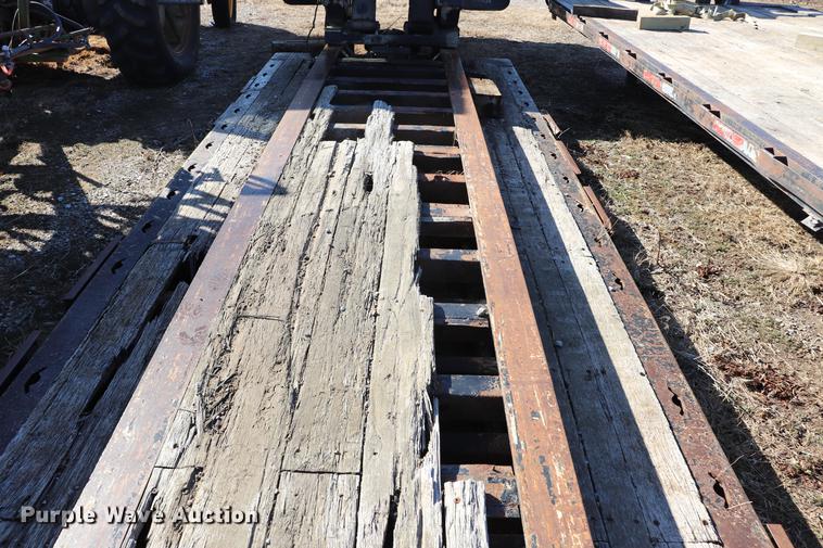 image for item EJ9781 1998 Landoll Easy Hooker lowboy equipment trailer