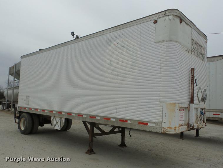 image for item K6281 1994 Fruehauf FBB-9-NF1-28W dry van trailer