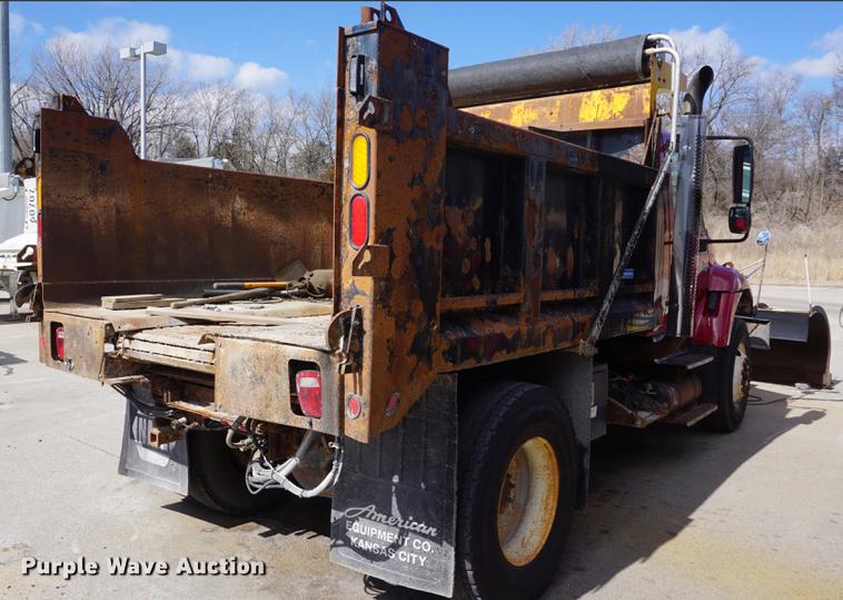 image for item DB0326 2005 International 7300 dump truck